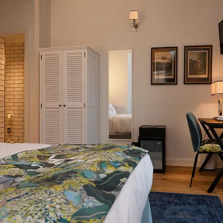 Hotel Dona Maria 4*