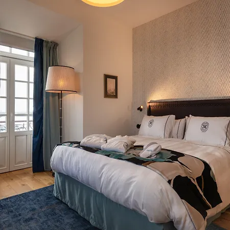 Dona Maria Hotel 4*