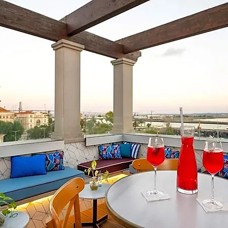 Dona Maria Hotel